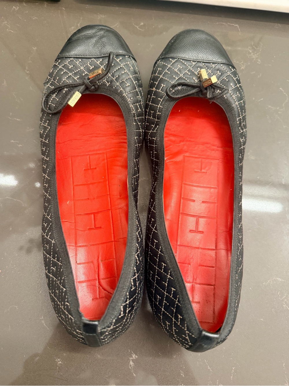 Carolina Herrera Black Quilted Ballet Flats with Red Insole